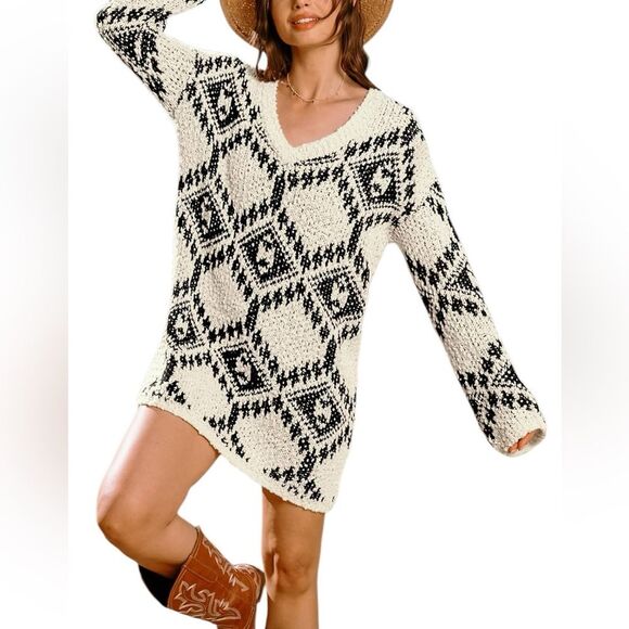 Cupshe Dresses & Skirts - Cupshe Black and White Knit Mini Dress